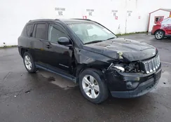 1C4NJDEB0HD154586: 43992365