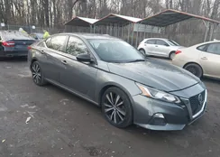 1N4BL4CV0KC138403: 43992641