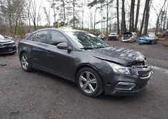 1G1PE5SBXF7137256: 43994676