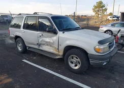 1FMZU63P9YZA41253: 43999223