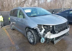 2C4RC1L78MR594569: 44001804