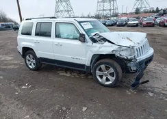 1C4NJRFB7CD556383: 44009310