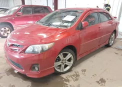 2T1BU4EE9DC949177: 44011629