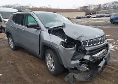 3C4NJDBB3NT170713: 44013358