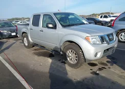 1N6AD0EV5KN777953: 44015099