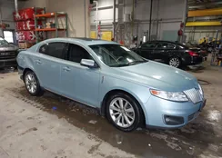 1LNHM93R79G602190: 44015211