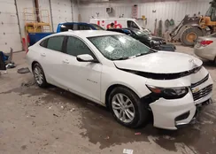 1G1ZE5ST4GF321911: 44019277