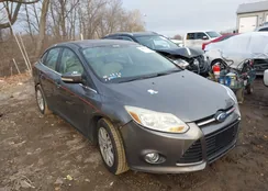 1FAHP3H21CL333743: 44021685