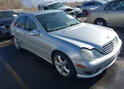 WDBRF40J35F640549: 44022144