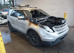 1FMHK8F83CGA90180: 44023813