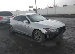 1HGCS1B8XCA011135: 44025952