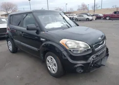 KNDJT2A53D7610618: 44026856