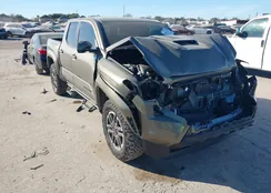 3TMLB5JN8SM160366: 44035100