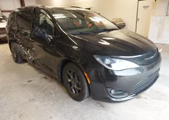 2C4RC1FGXKR567124: 44034416