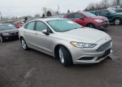 3FA6P0UU4JR254501: 44037047