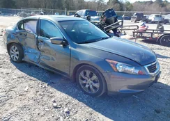 1HGCP2F7XAA194736: 44037451