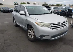 5TDZA3EH8BS013583: 44039758