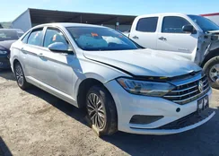 3VWC57BU2MM023738: 44040754