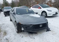 1HGCY2F83RA055324: 44040923