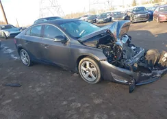 YV1622FS7C2096169: 44044773