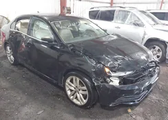 3VWDB7AJ8HM208211: 44045175