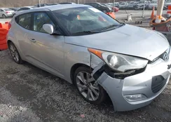 KMHTC6AD2HU307906: 44044555