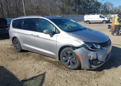 2C4RC1L70LR246392: 44045772