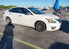 1N4AL3AP7EC281184: 44046922