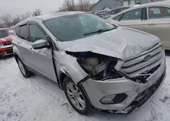 1FMCU0GD3KUA14833: 44047645