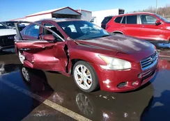 1N4AA5AP4CC810136: 44049902