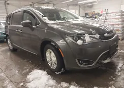 2C4RC1BG1HR757974: 44049238