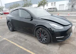 7SAYGDEF3PF913109: 44053152