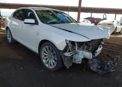 1LNHL9DR7CG805296: 44053202