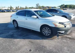 1N4AL3AP7EC324681: 44055074