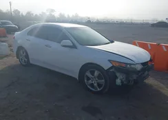 JH4CU2F68DC013669: 44057731