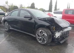 KMHM54AA7SA083971: 44061802