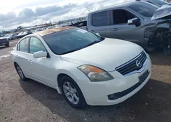 1N4AL21E78N525739: 44062182