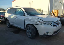 5TDYK3EH6CS080712: 44064017