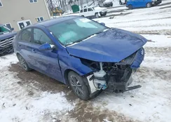 3KPF24AD6PE504311: 44070729