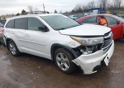 5TDDKRFH4FS111427: 44076823