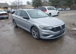 3VWN57BU8MM011912: 44077575