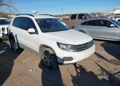 WVGAV7AX5GW516657: 44082725