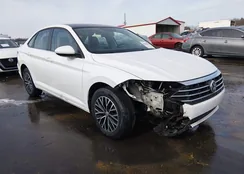 3VWC57BU5LM079395: 44082860