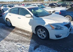 1N4AL3APXEC326621: 44083655