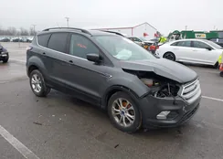 1FMCU0GD8JUA40147: 44086634