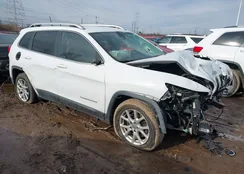 1C4PJLCBXHW667984: 44086896