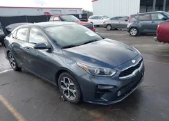 3KPF24AD4KE020842: 44086155