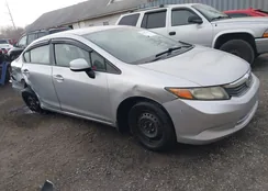 2HGFB2F52CH502772: 44087546