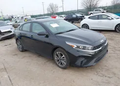 3KPF24AD1PE654701: 44089490