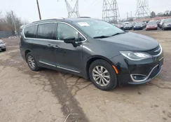 2C4RC1BG5JR252249: 44090900